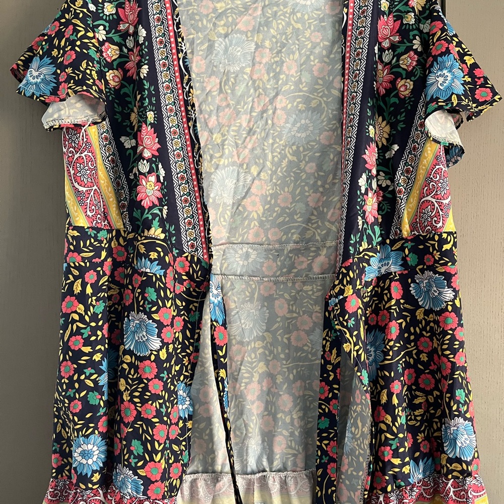 LAST CHANCE Floral Wrap Mini Dress - Picture 9 of 15